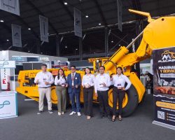 Macmining destaca el scooptram FL04 Fambition en INDUMIN