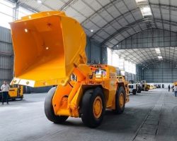 Macmining destacó en INDUMIN con el Scooptram FL04 Fambition vendido a Minera Santa Bárbara