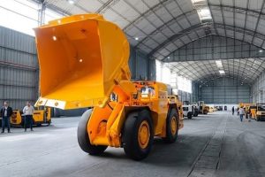 Macmining destacó en INDUMIN con el Scooptram FL04 Fambition vendido a Minera Santa Bárbara